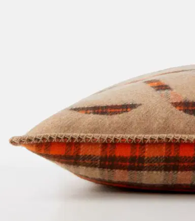 Loewe Anagram wool and cashmere cushion | Thumbnail 3