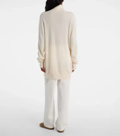 The Row Lizzy cashmere turtleneck sweater | Thumbnail 2