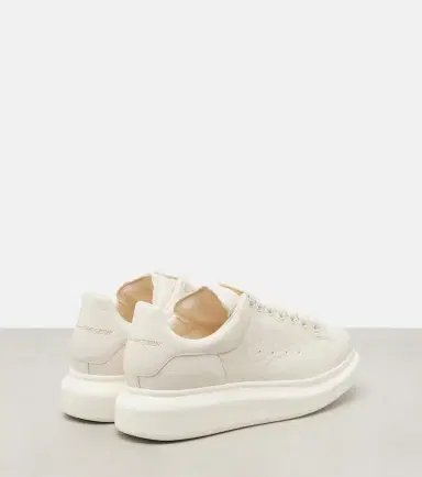 McQueen Oversized leather sneakers | Thumbnail 3