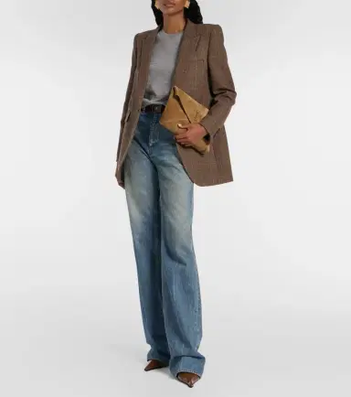 Saint Laurent Cassandre Large suede clutch | Thumbnail 6