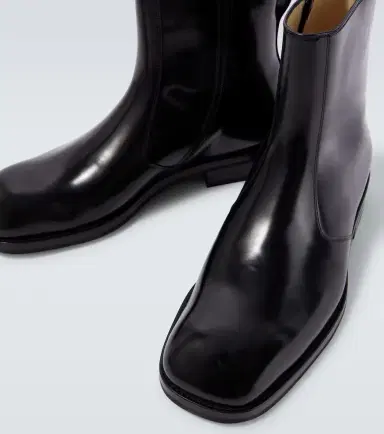 Lemaire Leather ankle boots | Thumbnail 2 Lemaire Leather ankle boots | Thumbnail 2
