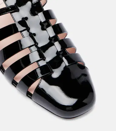 Roger Vivier Mini Très Vivier 25 patent leather sandals | Thumbnail 2 Roger Vivier Mini Très Vivier 25 patent leather sandals | Thumbnail 2