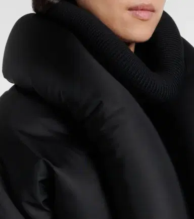 Alaïa Alaïa Padded jacket | Thumbnail 3 Alaïa Alaïa Padded jacket | Thumbnail 3