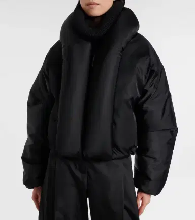 Alaïa Alaïa Padded jacket | Thumbnail 6 Alaïa Alaïa Padded jacket | Thumbnail 6