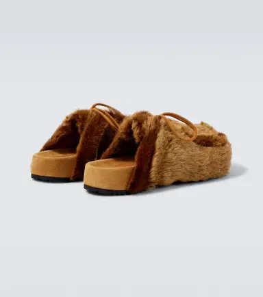Dries Van Noten Shearling clogs | Thumbnail 3