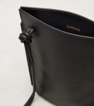 Loewe Pebble Dice leather pouch | Thumbnail 2