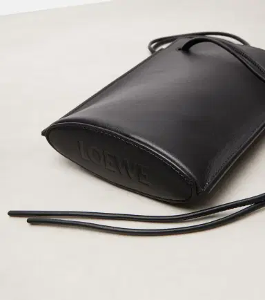 Loewe Pebble Dice leather pouch | Thumbnail 4