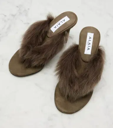 Alaïa Alaïa 90 shearling-trimmed thong sandals | Thumbnail 2 Alaïa Alaïa 90 shearling-trimmed thong sandals | Thumbnail 2
