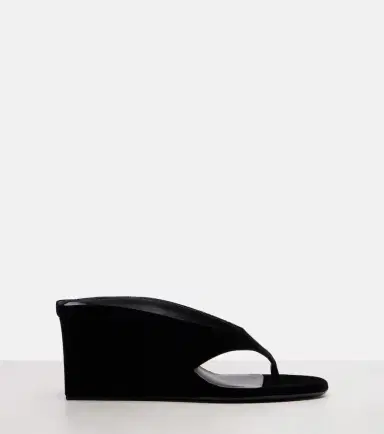 Alaïa Alaïa Velvet wedge thong sandals | Thumbnail 3