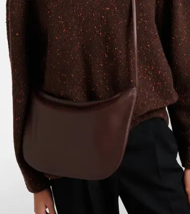 The Row EW Izzy Medium leather shoulder bag | Thumbnail 5 The Row EW Izzy Medium leather shoulder bag | Thumbnail 5