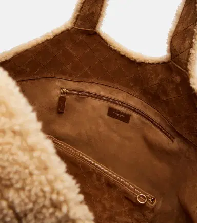 Saint Laurent Icare Maxi shearling shopper | Thumbnail 4 Saint Laurent Icare Maxi shearling shopper | Thumbnail 4