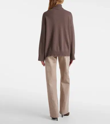 Brunello Cucinelli Oversized cashmere turtleneck sweater | Thumbnail 3 Brunello Cucinelli Oversized cashmere turtleneck sweater | Thumbnail 3