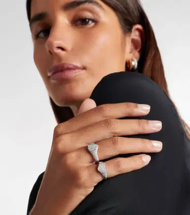 Yvonne Léon Yvonne Léon Baby 9kt white gold pinky ring with diamonds | Thumbnail 4