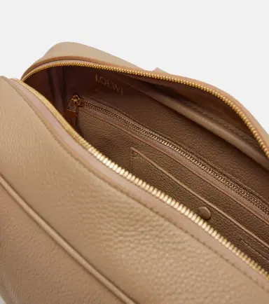 Loewe Amazona 28 leather top-handle bag | Thumbnail 4 Loewe Amazona 28 leather top-handle bag | Thumbnail 4