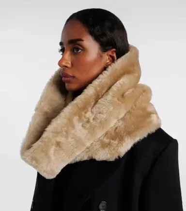 Toteme Shearling scarf | Thumbnail 2