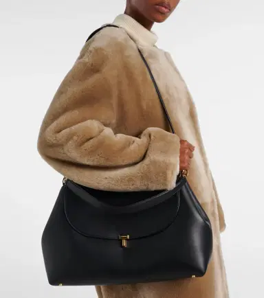 TOTEME T-Lock Medium leather tote bag | Thumbnail 4 TOTEME T-Lock Medium leather tote bag | Thumbnail 4