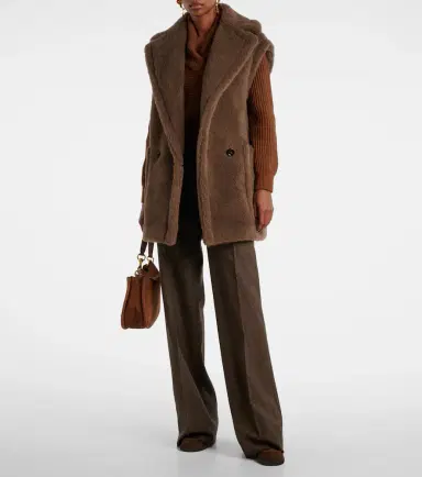 Max Mara Alpaca, wool, and silk Teddy vest | Thumbnail 3