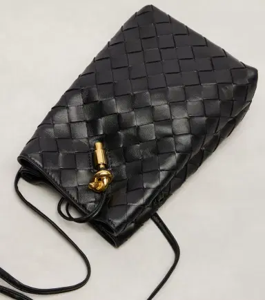 Bottega Veneta Andiamo Intrecciato leather phone pouch | Thumbnail 3 Bottega Veneta Andiamo Intrecciato leather phone pouch | Thumbnail 3