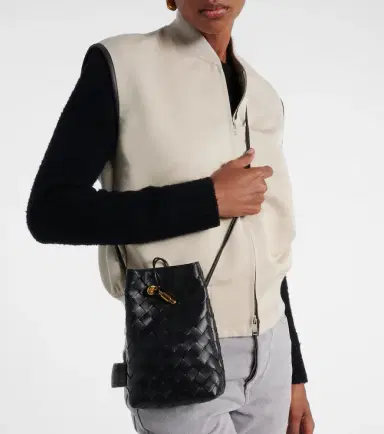 Bottega Veneta Andiamo Intrecciato leather phone pouch | Thumbnail 5 Bottega Veneta Andiamo Intrecciato leather phone pouch | Thumbnail 5