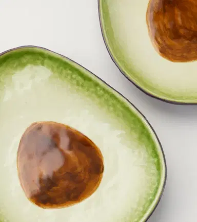 Bordallo Pinheiro Tropical Fruits Avocado set of 4 earthenware dessert plates | Thumbnail 2