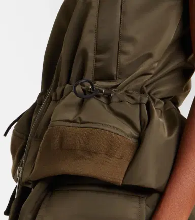 Sacai Technical zip-up tank top | Thumbnail 2 Sacai Technical zip-up tank top | Thumbnail 2
