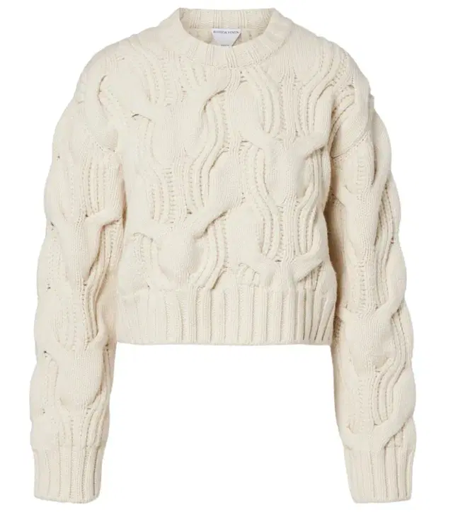 Oversized wool sweater