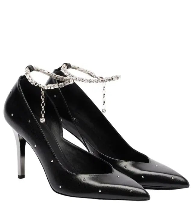 Isabel Marant Embellished leather pumps