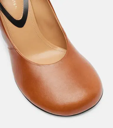 Dries Van Noten Leather pumps | Thumbnail 4