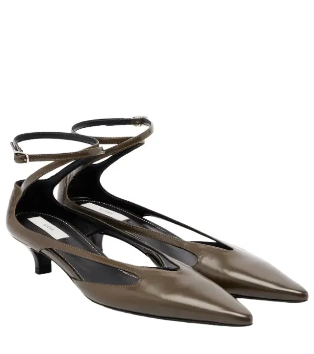 Toteme Cutout leather pumps