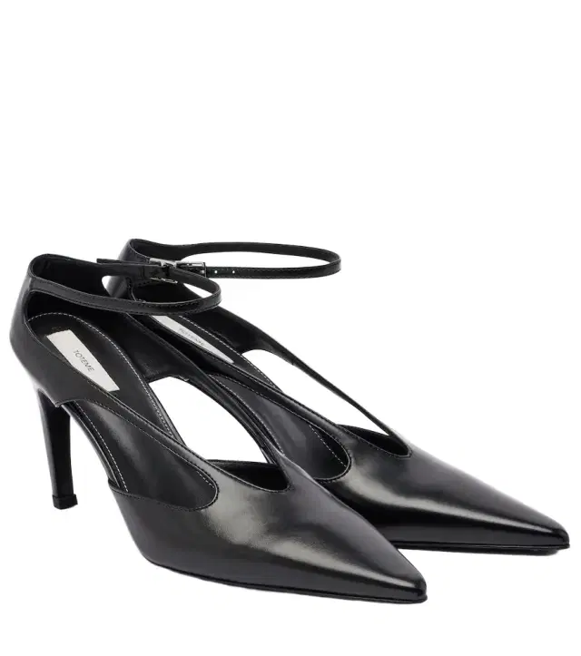 Cutout leather pumps