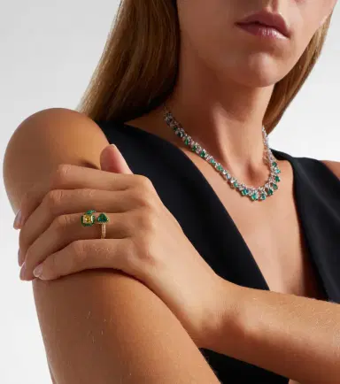 Kamyen 18kt gold ring with diamonds and emeralds | Thumbnail 4