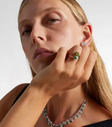 Kamyen 18kt gold ring with diamonds and emeralds | Thumbnail 5
