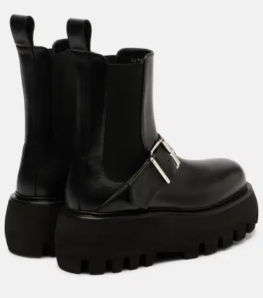 Alexander McQueen Sofa Buckle leather ankle boots | Thumbnail 2 Alexander McQueen Sofa Buckle leather ankle boots | Thumbnail 2