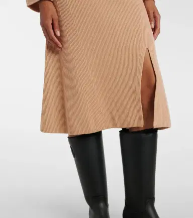 Moncler Ribbed-knit wool and cashmere midi skirt | Thumbnail 5