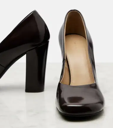 The Row Penelope leather pumps | Thumbnail 5