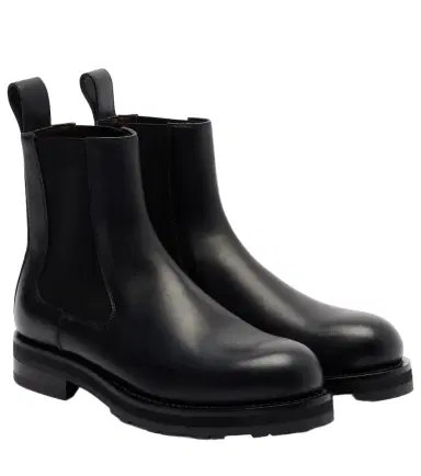 The Row Leather Chelsea boots | Thumbnail 1