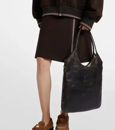 Miu Miu Ivy distressed leather shopper | Thumbnail 6 Miu Miu Ivy distressed leather shopper | Thumbnail 6