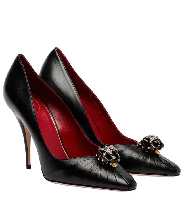 Valentino Garavani Pas De Chat 105 leather pumps