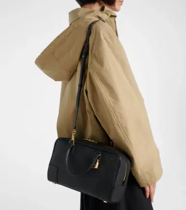 Loewe Amazona 28 leather top-handle bag | Thumbnail 5 Loewe Amazona 28 leather top-handle bag | Thumbnail 5