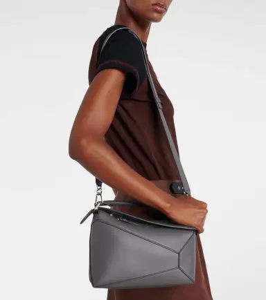 Loewe Puzzle Edge Small leather top-handle bag | Thumbnail 7 Loewe Puzzle Edge Small leather top-handle bag | Thumbnail 7