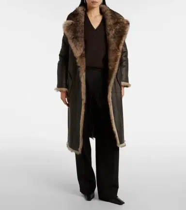 Yves Salomon Reversible shearling and leather coat | Thumbnail 4 Yves Salomon Reversible shearling and leather coat | Thumbnail 4