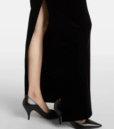 Roland Mouret Embellished velvet gown | Thumbnail 2 Roland Mouret Embellished velvet gown | Thumbnail 2