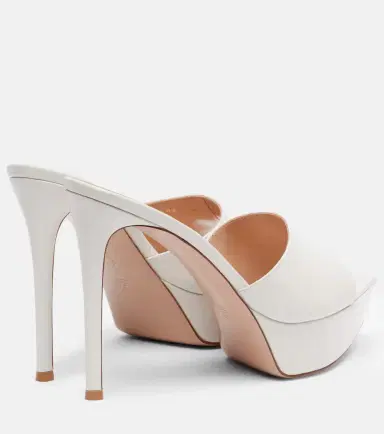 Gianvito Rossi Dasha 85 patent leather platform mules | Thumbnail 3 Gianvito Rossi Dasha 85 patent leather platform mules | Thumbnail 3