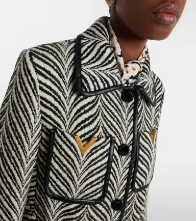 Valentino VGold shearling-trimmed wool-blend coat | Thumbnail 2 Valentino VGold shearling-trimmed wool-blend coat | Thumbnail 2