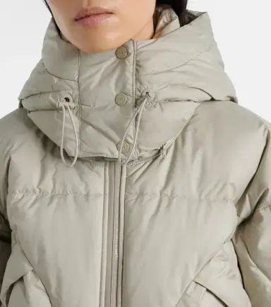 adidas by Stella McCartney Quilted cropped puffer jacket | Thumbnail 4