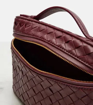 Bottega Veneta Bang Bang Small leather vanity bag | Thumbnail 2