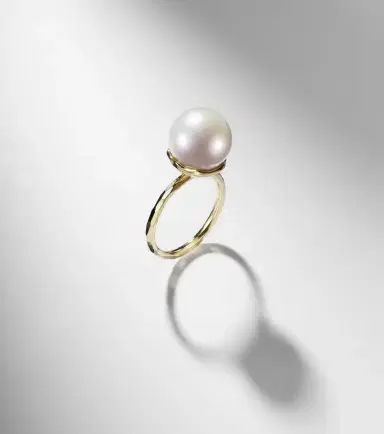 Octavia Elizabeth Orb 18kt gold ring with pearl | Thumbnail 5 Octavia Elizabeth Orb 18kt gold ring with pearl | Thumbnail 5