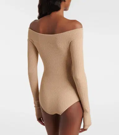 Alaïa Alaïa Ribbed-knit off-shoulder bodysuit | Thumbnail 3