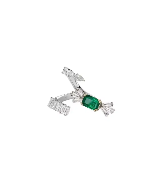 Yeprem Reign Supreme 18kt white gold ring with diamonds and emerald