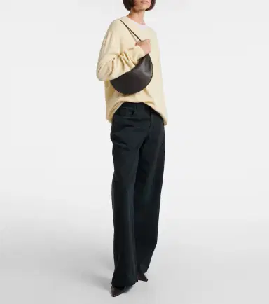 The Row Izzy Small leather shoulder bag | Thumbnail 5 The Row Izzy Small leather shoulder bag | Thumbnail 5